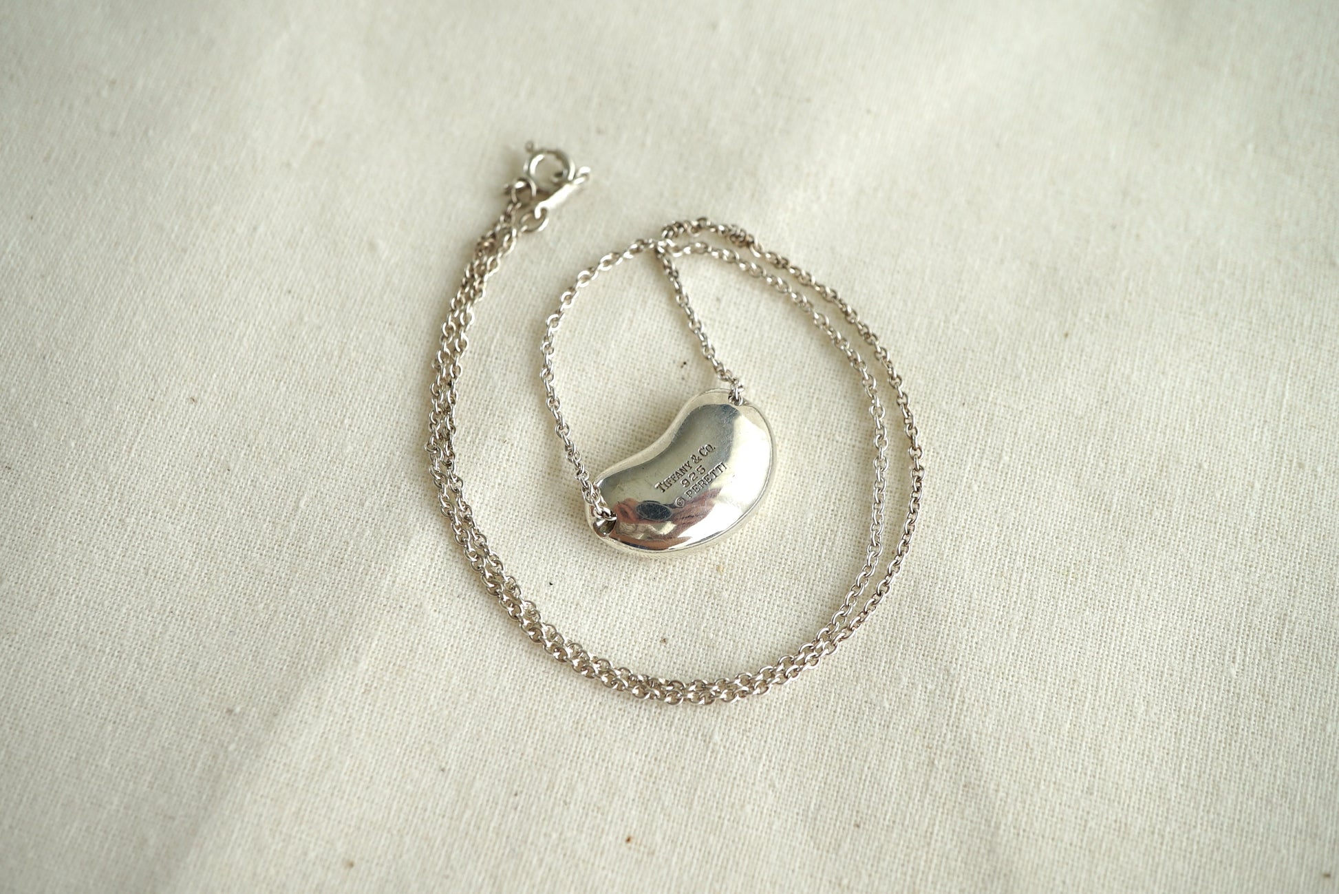 Tiffany & Co Bean Large 925 sterling silver Elsa Peretti necklace
