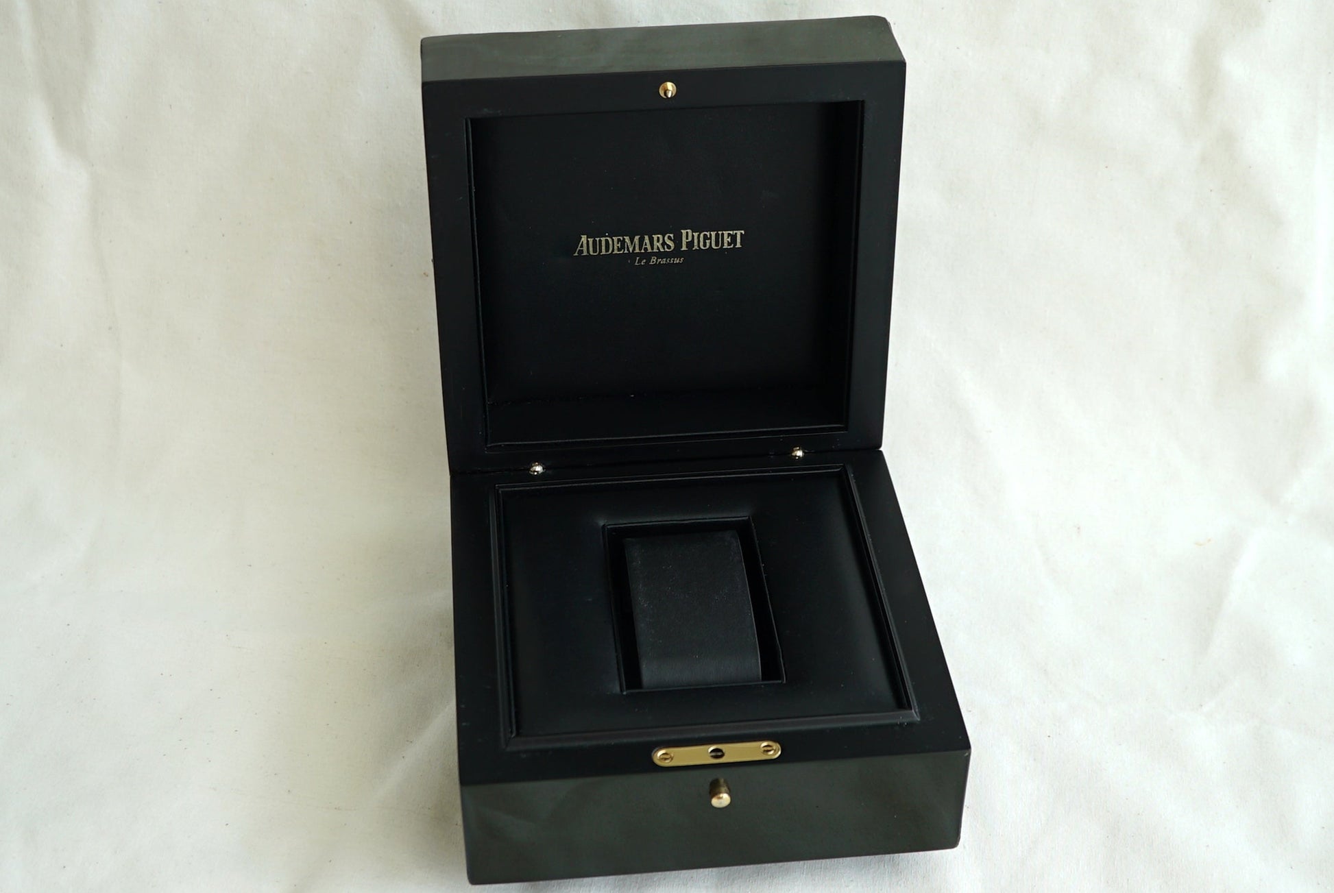 Audemars Piguet Box for Royal Oak (Offshore) from 2010's - EV.700.023