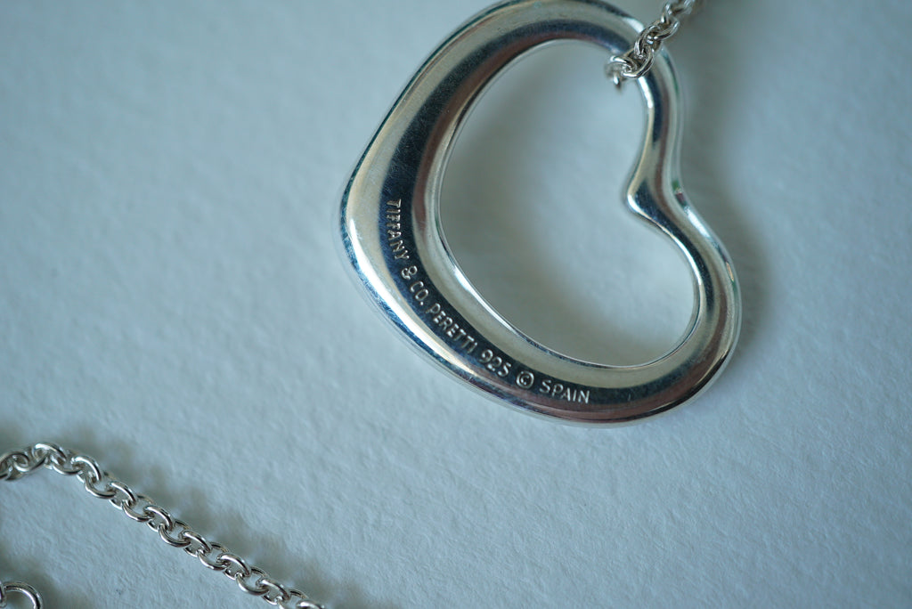 Tiffany & Co Open Heart Medium 925 sterling silver Elsa Peretti necklace