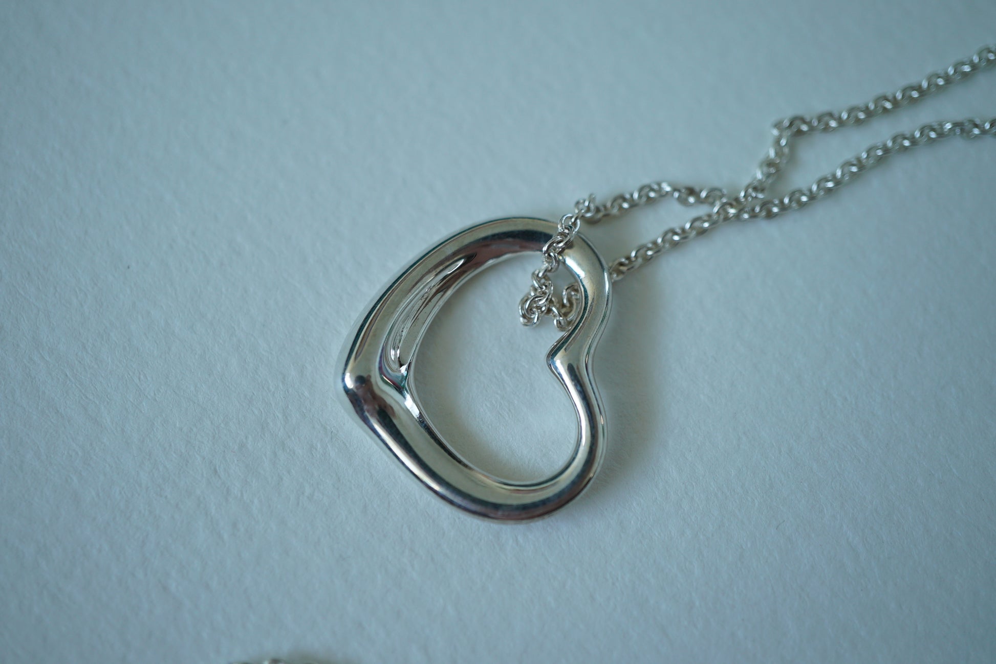 Tiffany & Co Open Heart Medium 925 sterling silver Elsa Peretti necklace