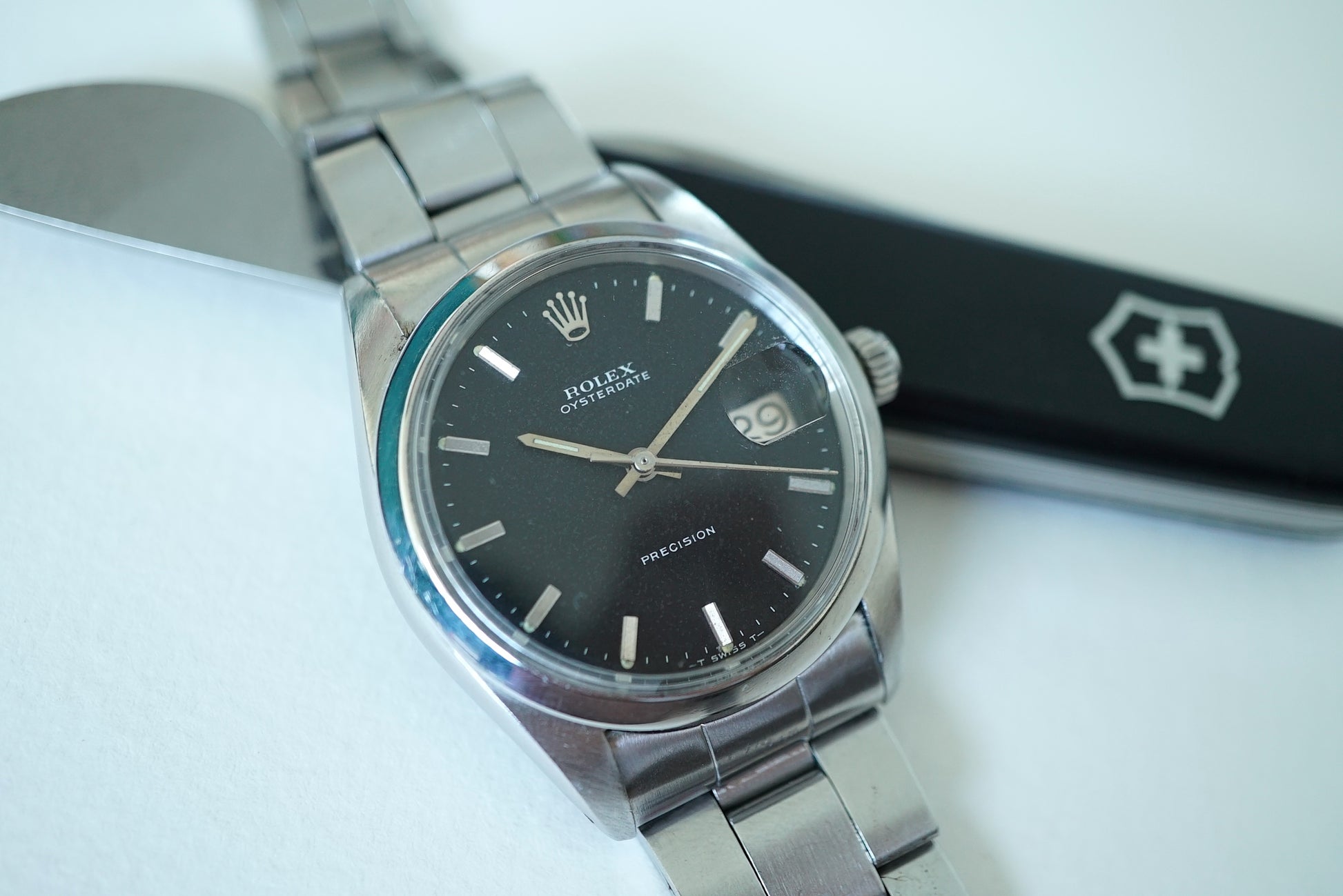 Rolex Oysterdate ref 6694 from 1972 - Matte Black Dial