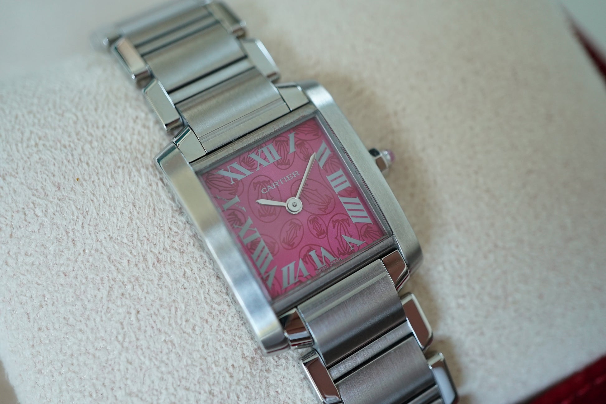 Cartier Tank Francaise Small 2384 Raspberry dial - Rare Christmas 2006 Limited Edition