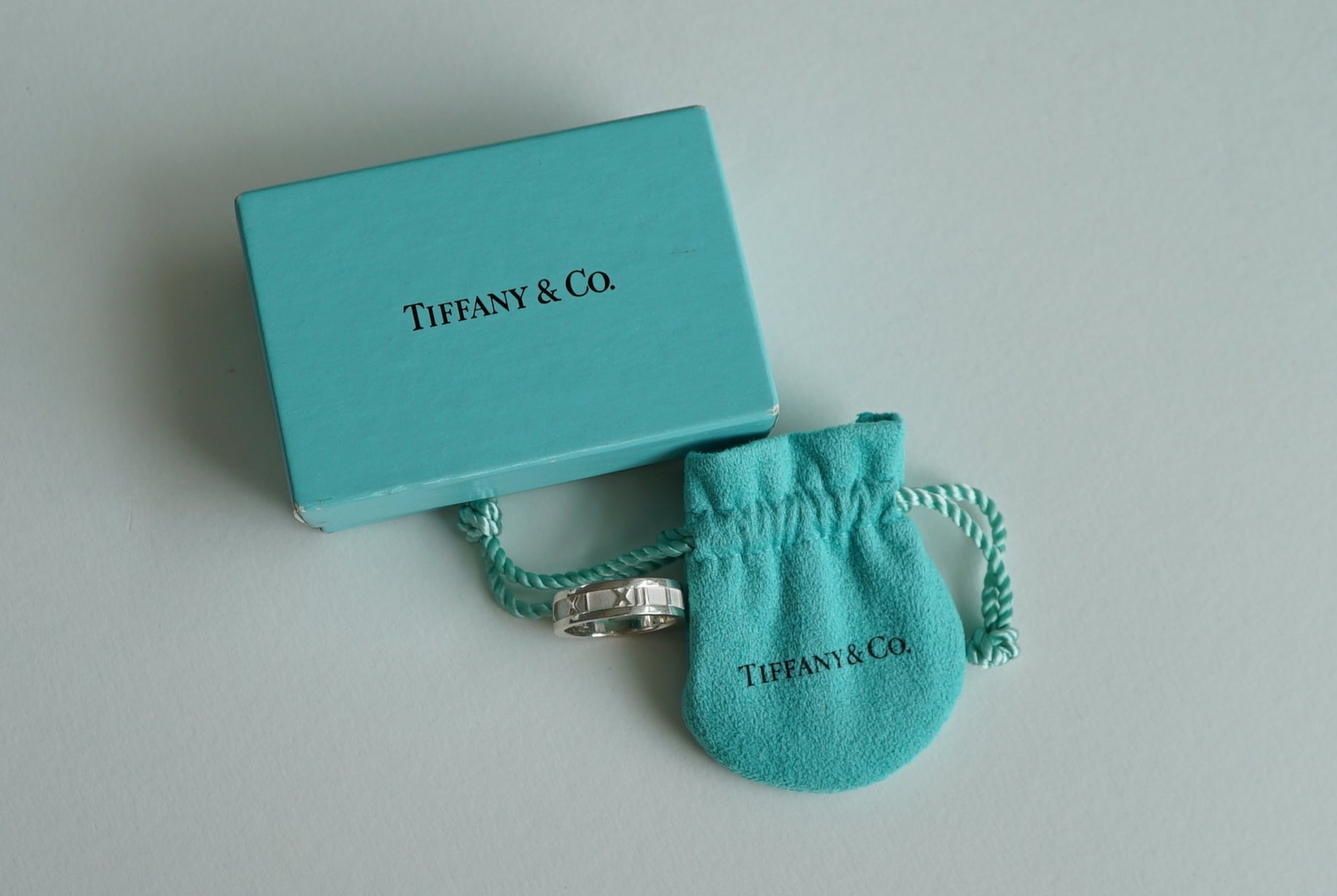 Tiffany & Co Atlas Ring - size EU 58 / USA 8,5