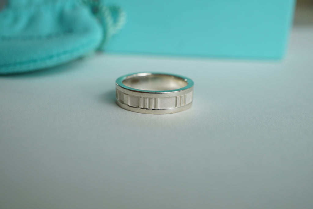 Tiffany & Co Atlas Ring - size EU 58 / USA 8,5