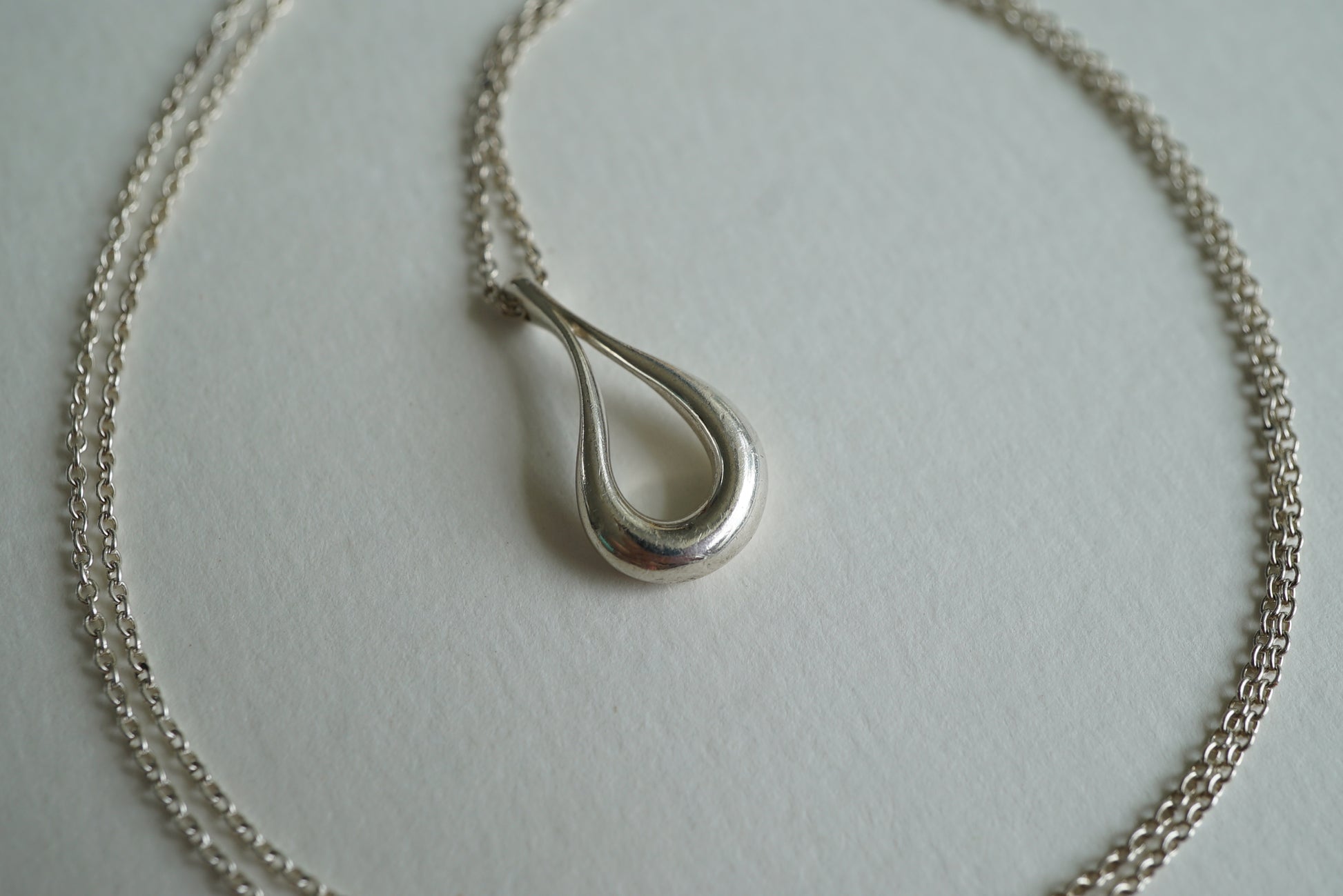 Tiffany & Co Open Teardrop 925 sterling silver Elsa Peretti necklace