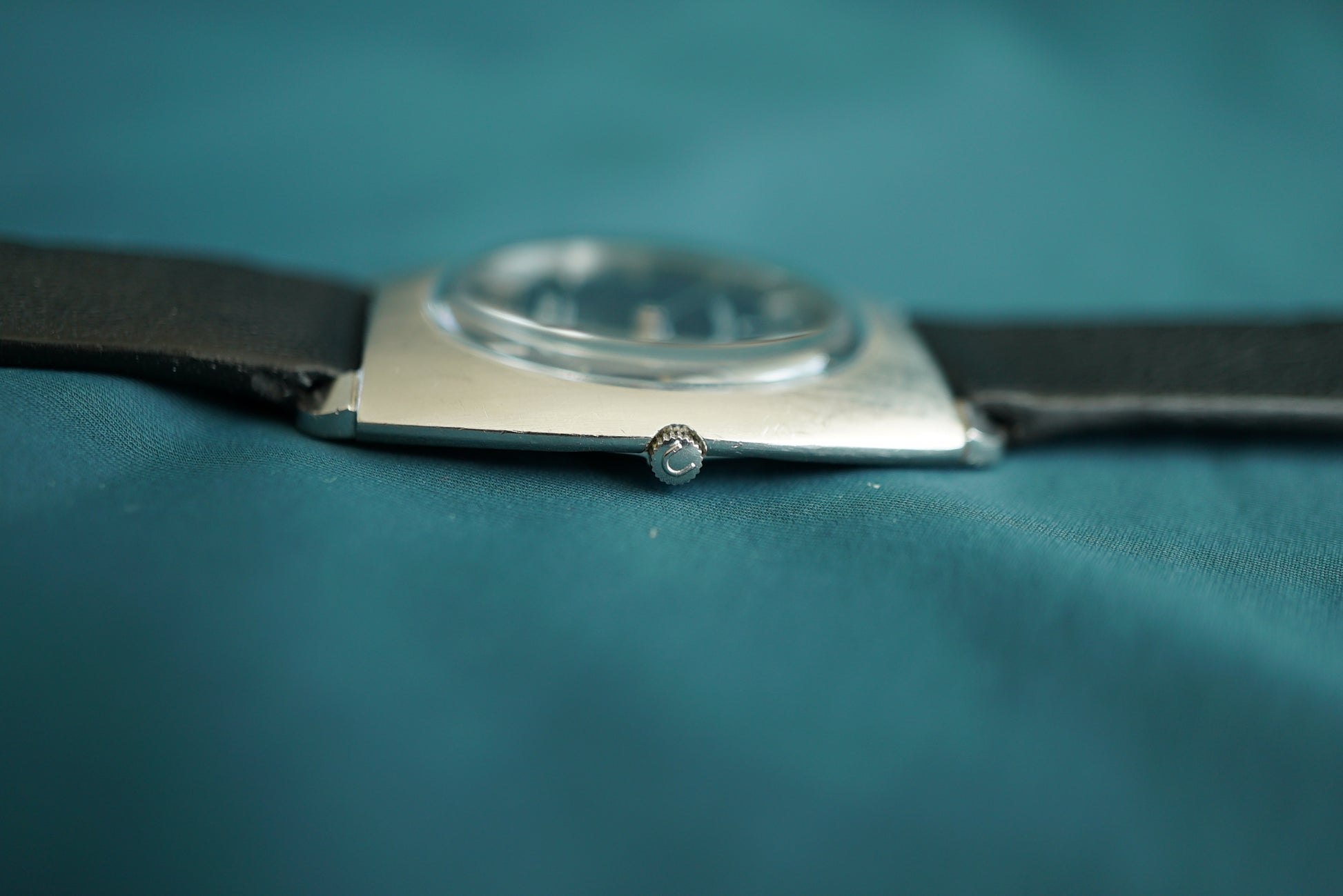 Universal Geneve White Shadow Microrotor automatic ref 866.127 - blue dial from 1970