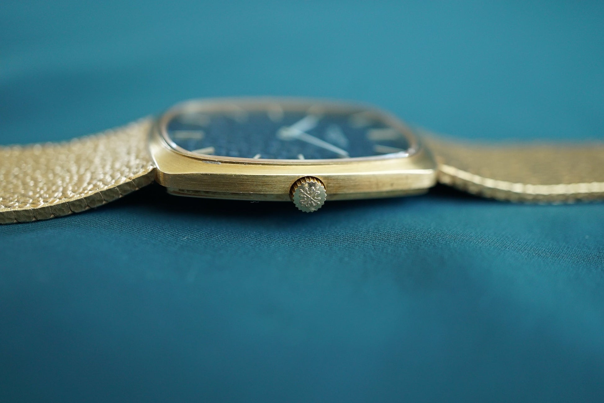 Patek Philippe Ellipse ref 3567/1 in 18k Gold from 1960's