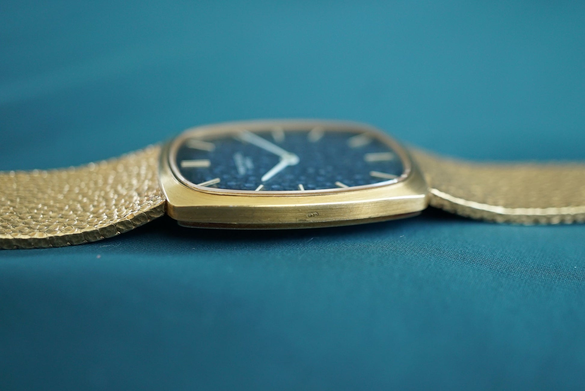 Patek Philippe Ellipse ref 3567/1 in 18k Gold from 1960's