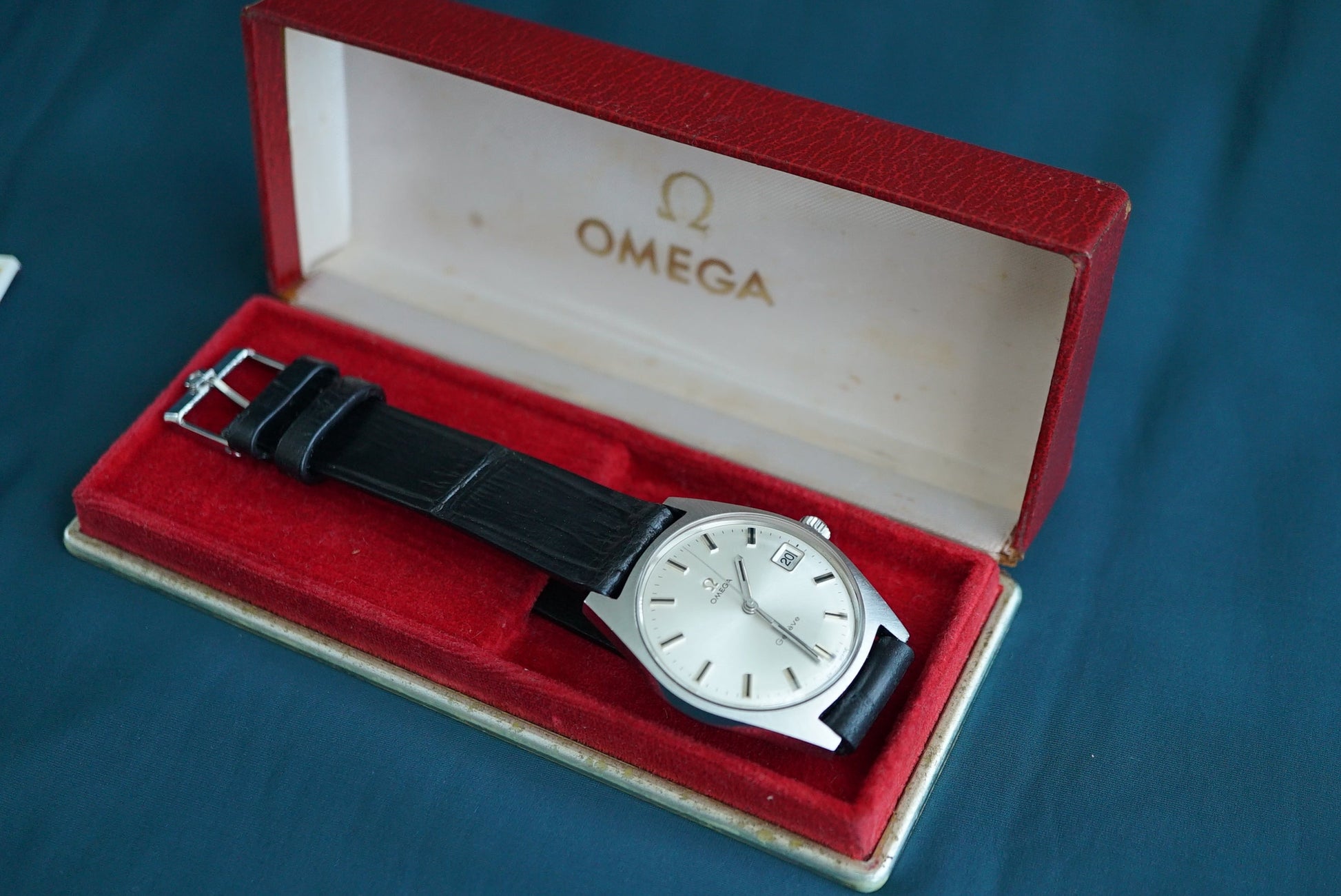 Omega Geneve Date ref 136.041 from 1969/1973 - FULL SET Box & Papers