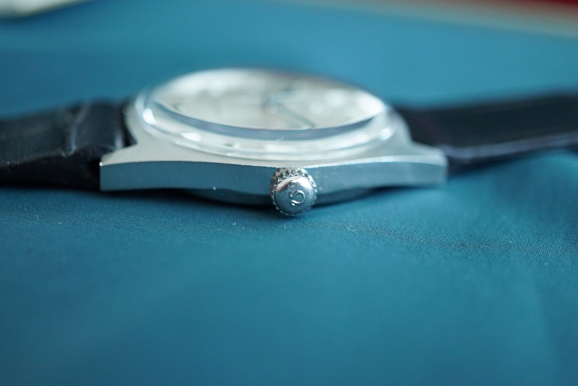 Omega Geneve Date ref 136.041 from 1969/1973 - FULL SET Box & Papers