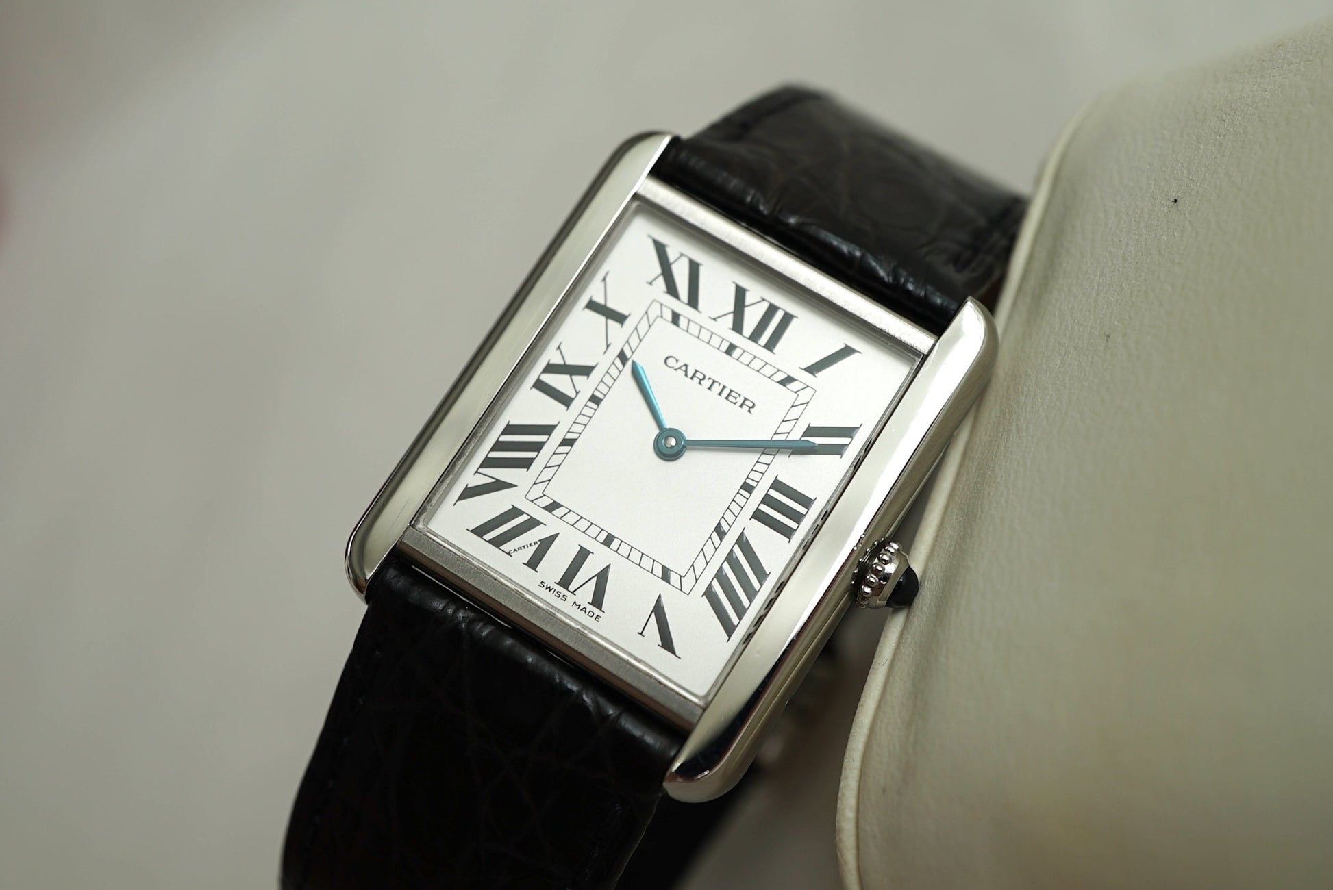 Cartier Tank Solo Large ref 2715 (W1018355) - Box & Papers from 2007