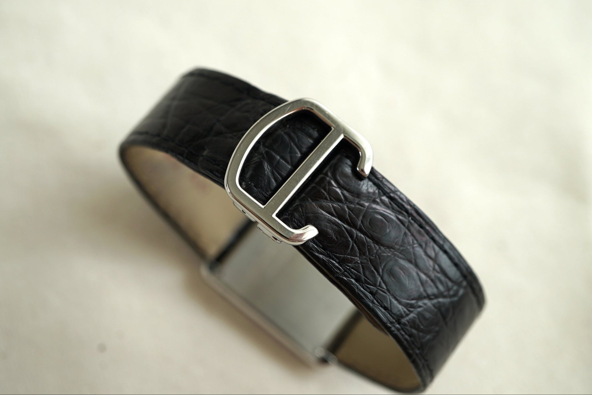 Cartier Tank Solo Large ref 2715 (W1018355) - Box & Papers from 2007