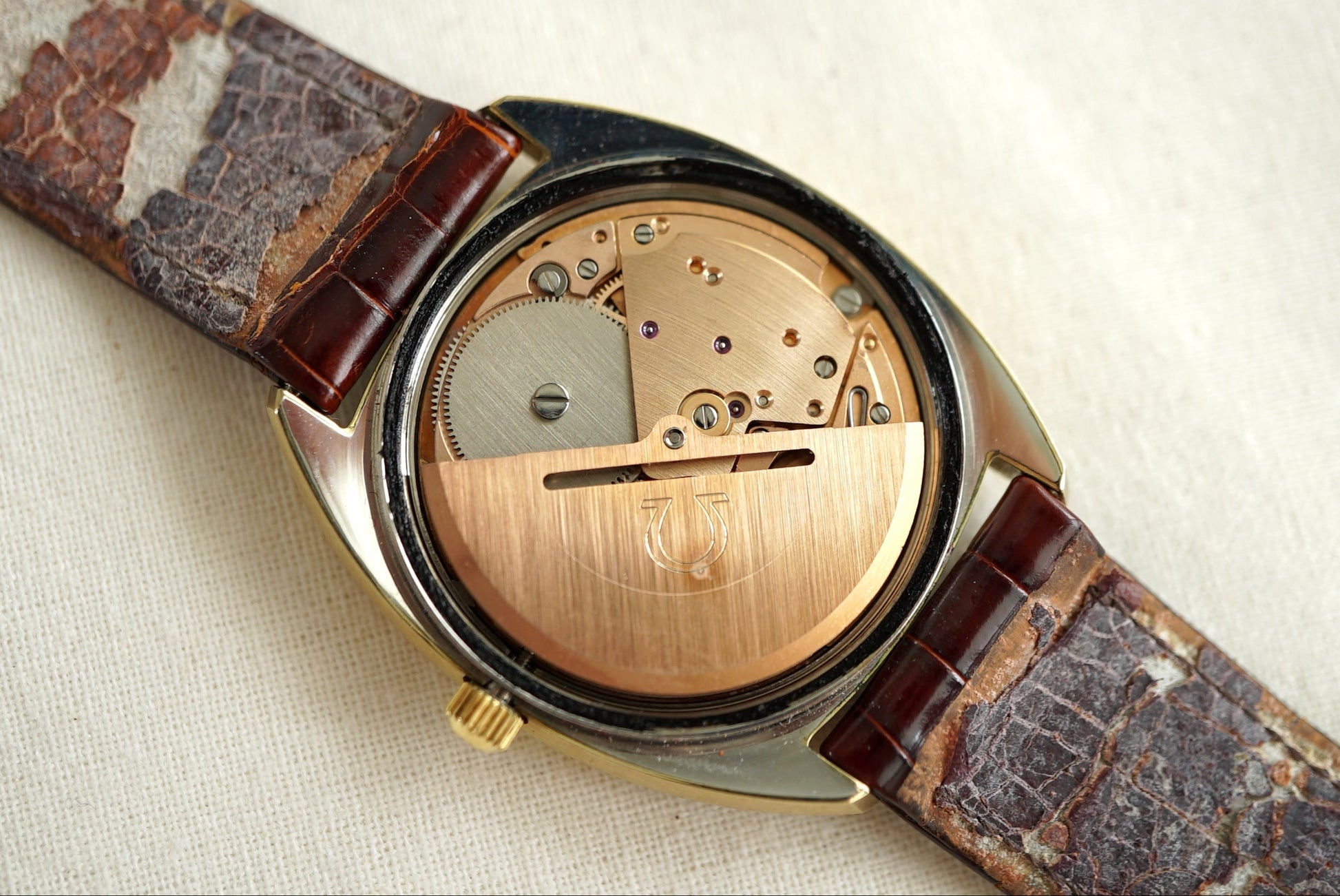 NOS Omega Constellation Gerald Genta C-case ref 168.0056 from 1971 - w Box