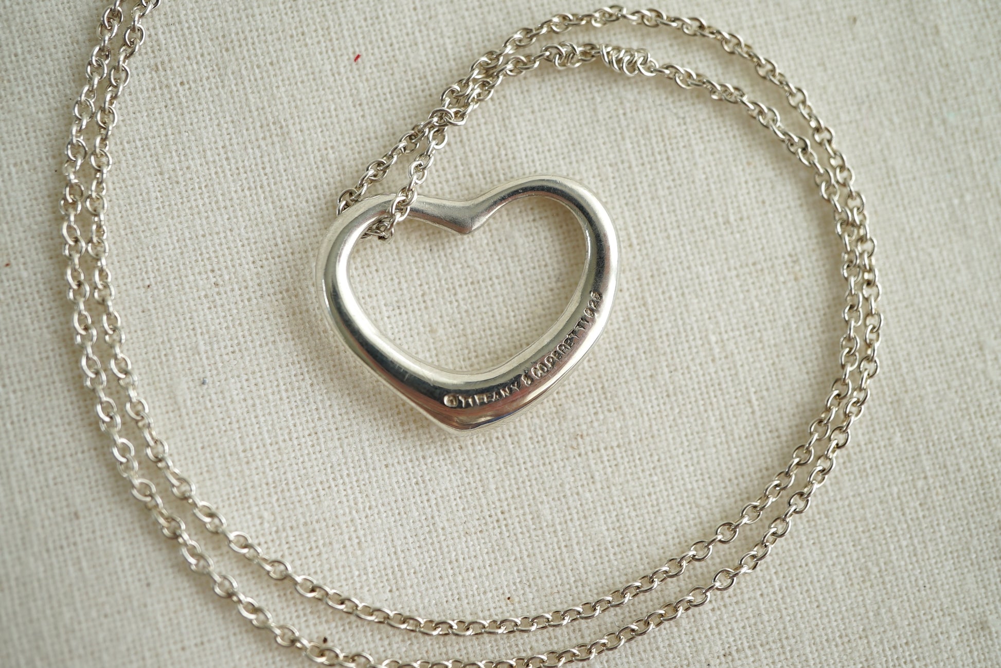 Tiffany & Co Open Heart Medium 925 sterling silver Elsa Peretti necklace