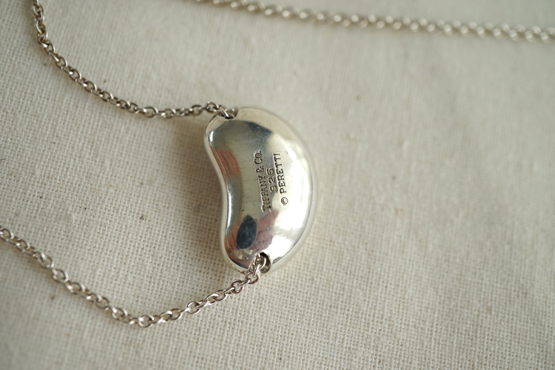 Tiffany & Co Bean Large 925 sterling silver Elsa Peretti necklace