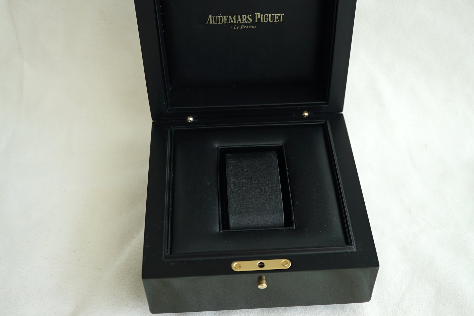 Audemars Piguet Box for Royal Oak (Offshore) from 2010's - EV.700.023