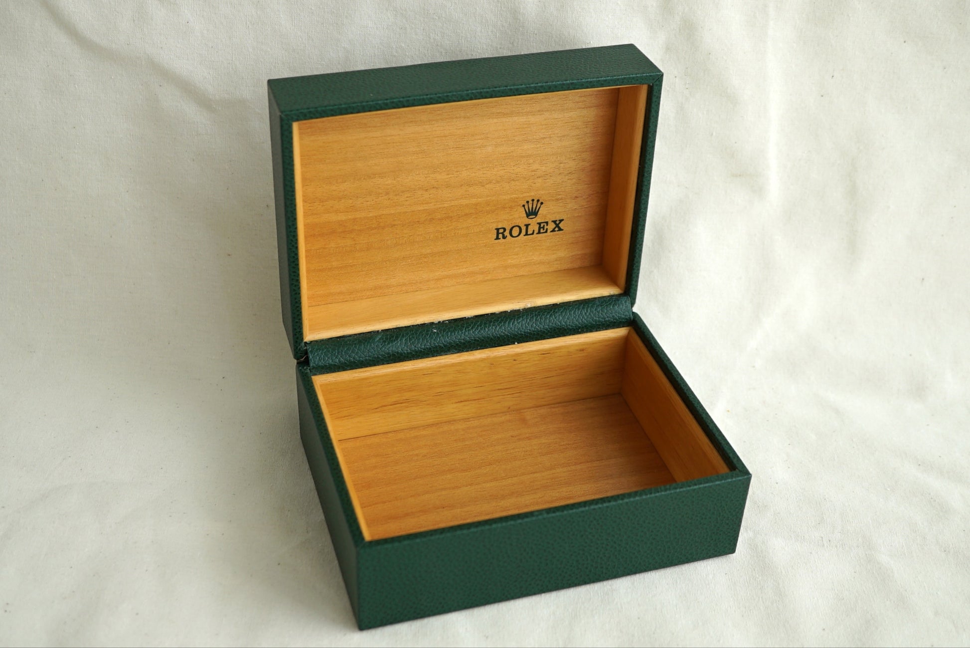 Rolex Box 1990's - 2005 - Daytona, Submariner, GMT, Sea-Dweller ... 64.00.02