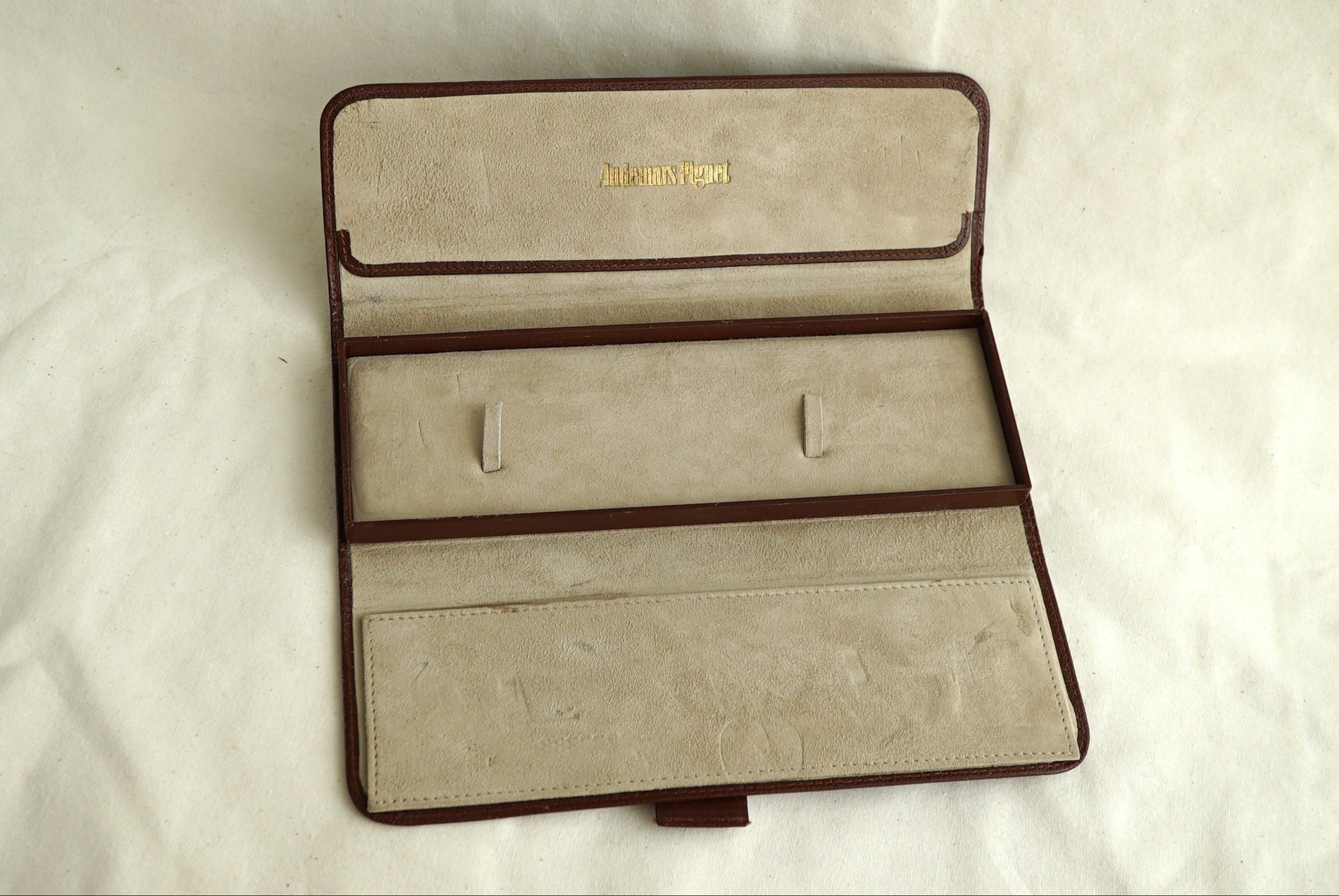 Audemars Piguet Watch Box / Travel pouch - 1980-1990's - brown leather