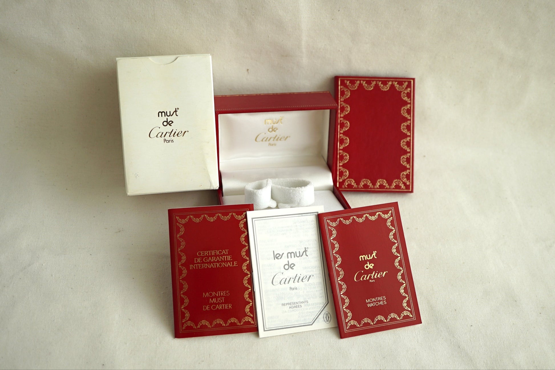 Cartier Tank Must/Colisee/VLC Vintage Box & Papers 1980's-1990's - 521