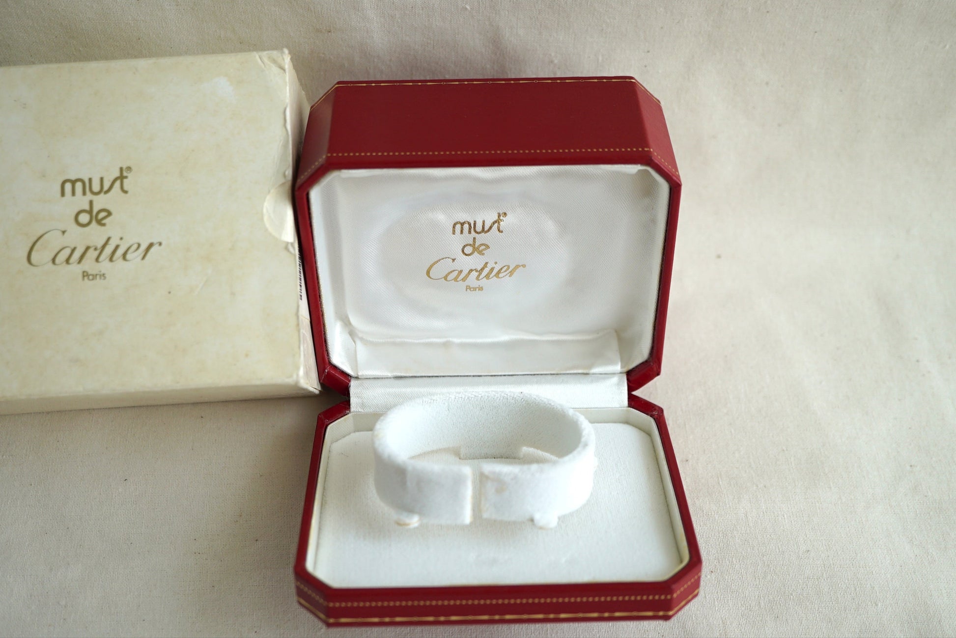 Cartier Vintage Tank Must Box 1990's-2000's - CO1001
