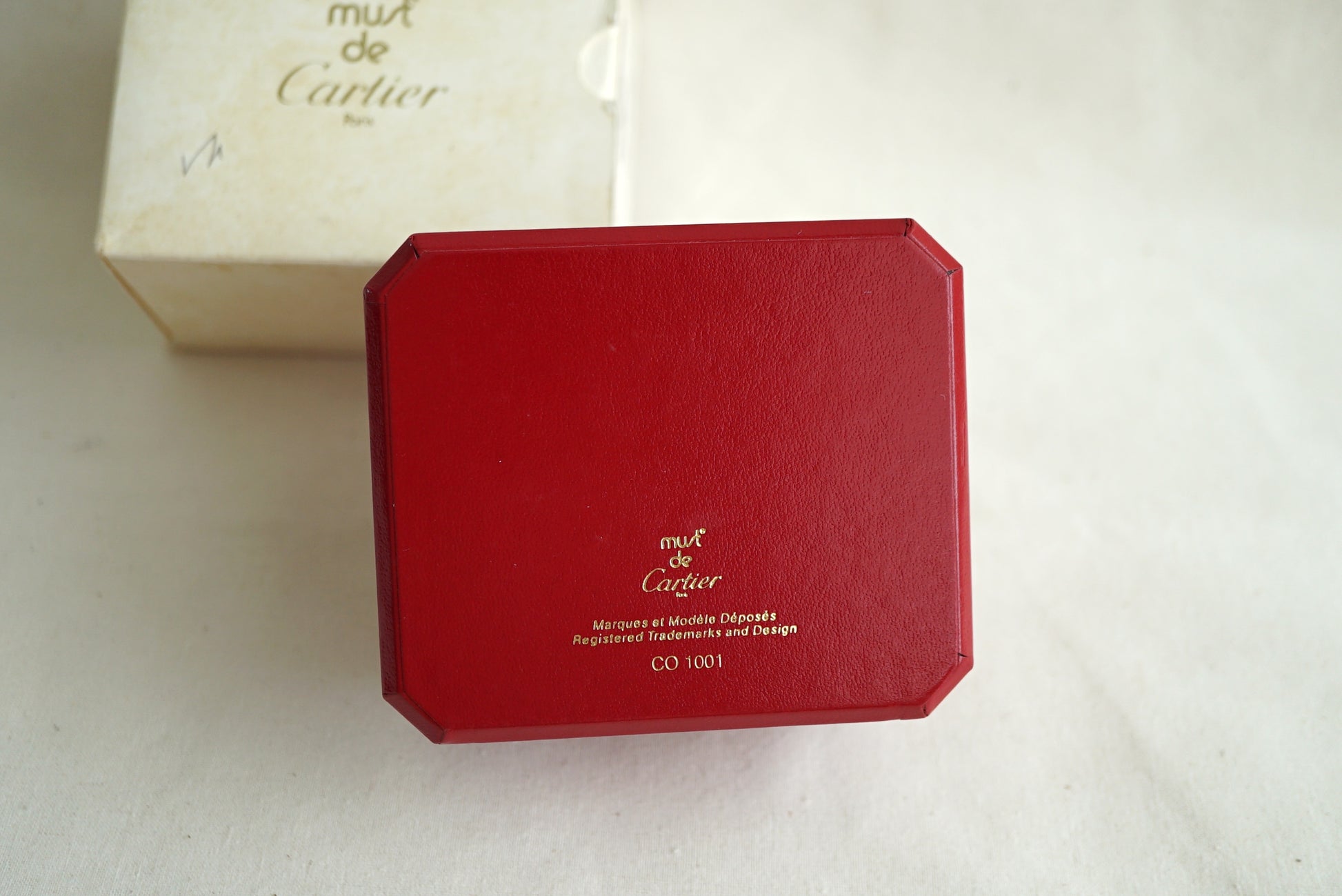 Cartier Vintage Tank Must Box 1990's-2000's - CO1001