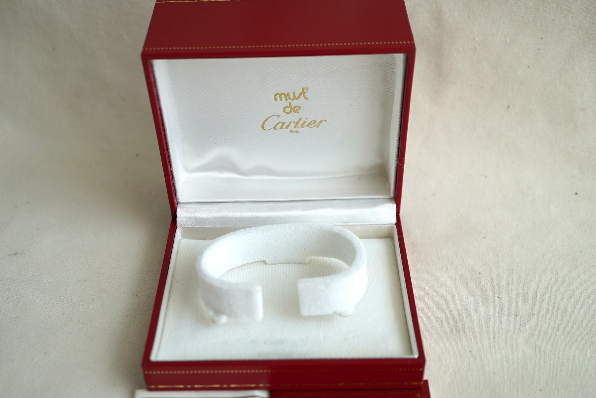Cartier Tank Must/Colisee/VLC Vintage Box & Booklets 1980's-1990's - CO590