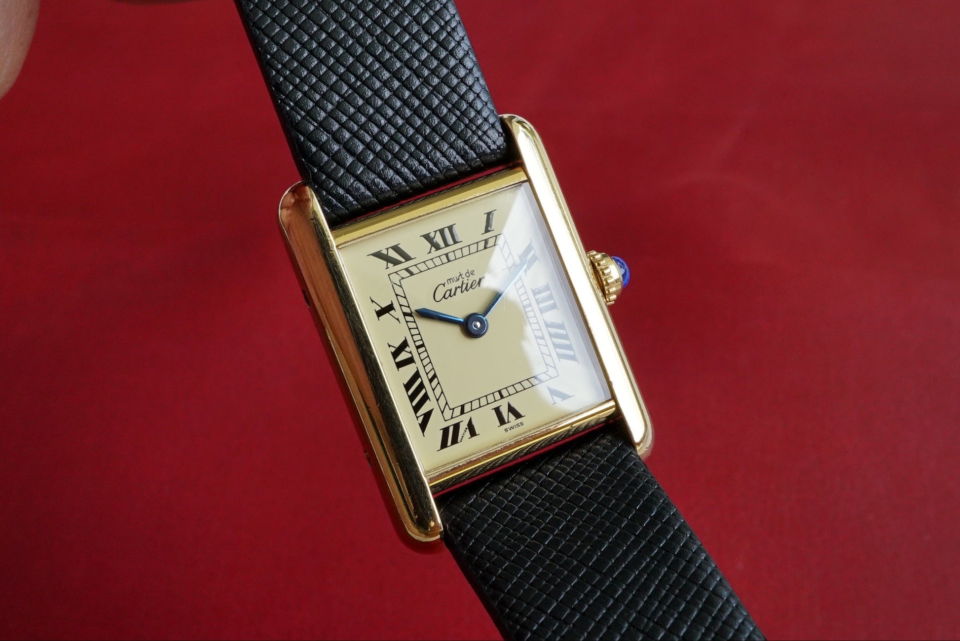 Cartier Tank Must SM ref 1613 - Ladies - Full Set Box & Papers from 1996