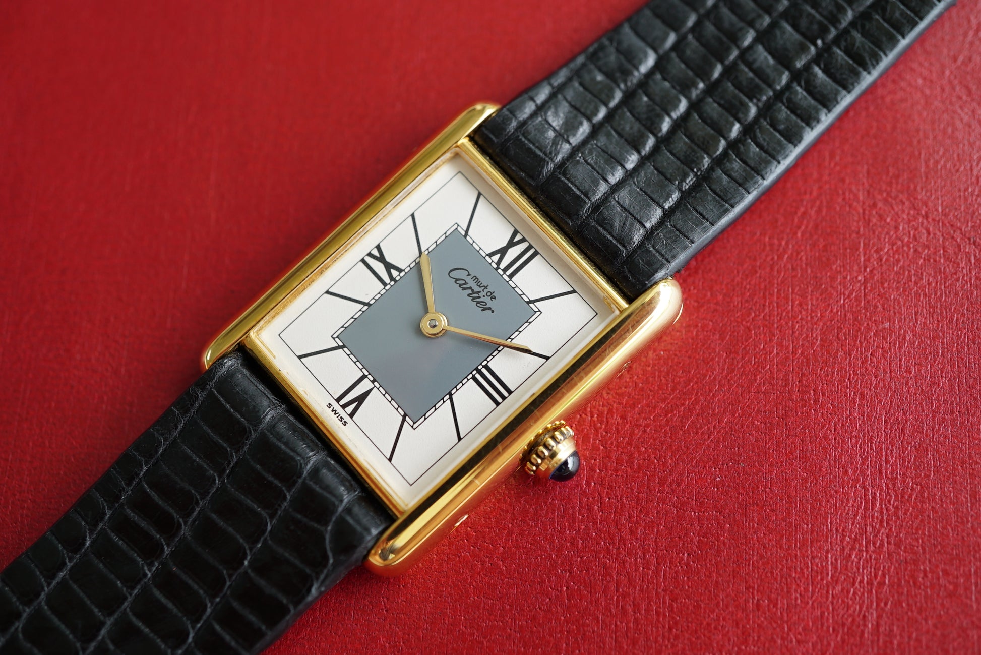 Cartier Tank Must LM ref 590005 Rare Grey/White Bullseye - Men/Unisex - w Box & Booklets from 1990's