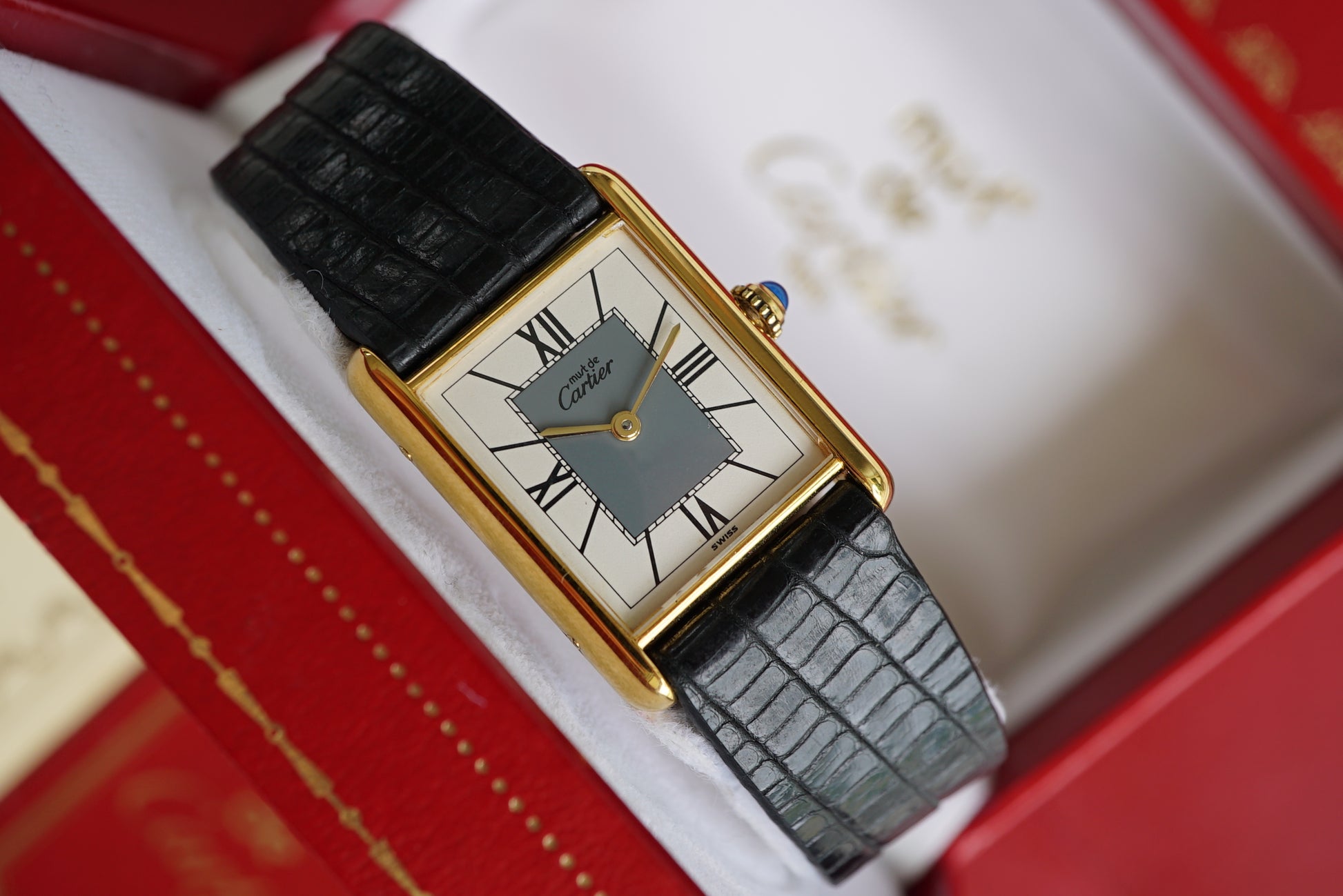 Cartier Tank Must LM ref 590005 Rare Grey/White Bullseye - Men/Unisex - w Box & Booklets from 1990's